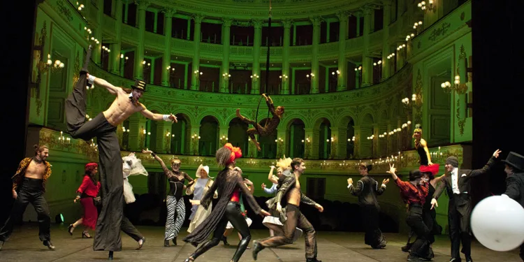 “Felliniana” di Artemis Danza. ©Giuseppe Distefano