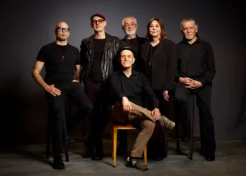 Peppe Servillo, Javier Girotto, Fabrizio Bosso, Rita Marcotulli, Furio Di Castri e Mattia Barbieri. ©Riccardo Musacchio