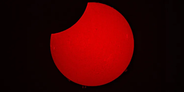 Eclissi di sole 2025