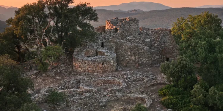 Il nuraghe Adoni a Villanova Tulo