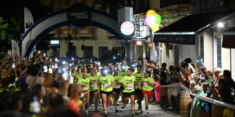 La partenza del Cagliari Urban Trail Run 2025. ©Phototoday.it