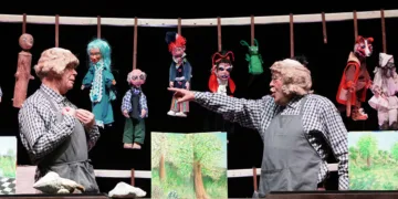 “Pinocchio… burattino di strada” del Teatro Instabile
