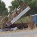 Camion scarica rifiuti abusivamente a Quartu