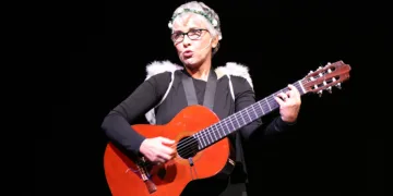 Rossella Faa in "Amori da palcoscenico"